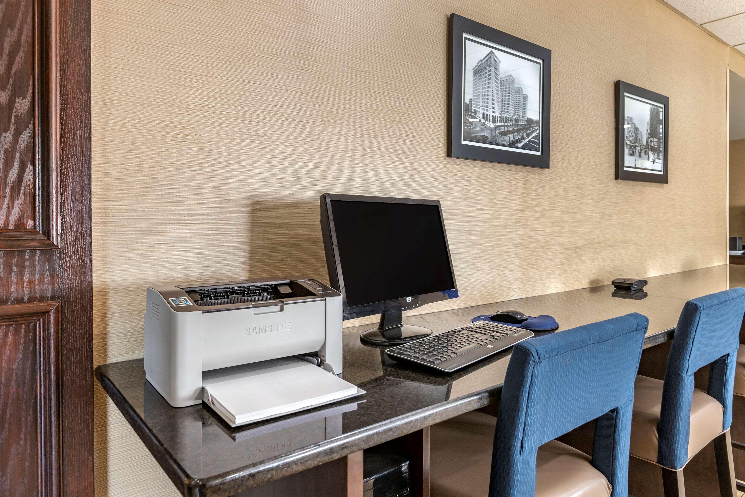 Comfort Inn Warren Extérieur photo