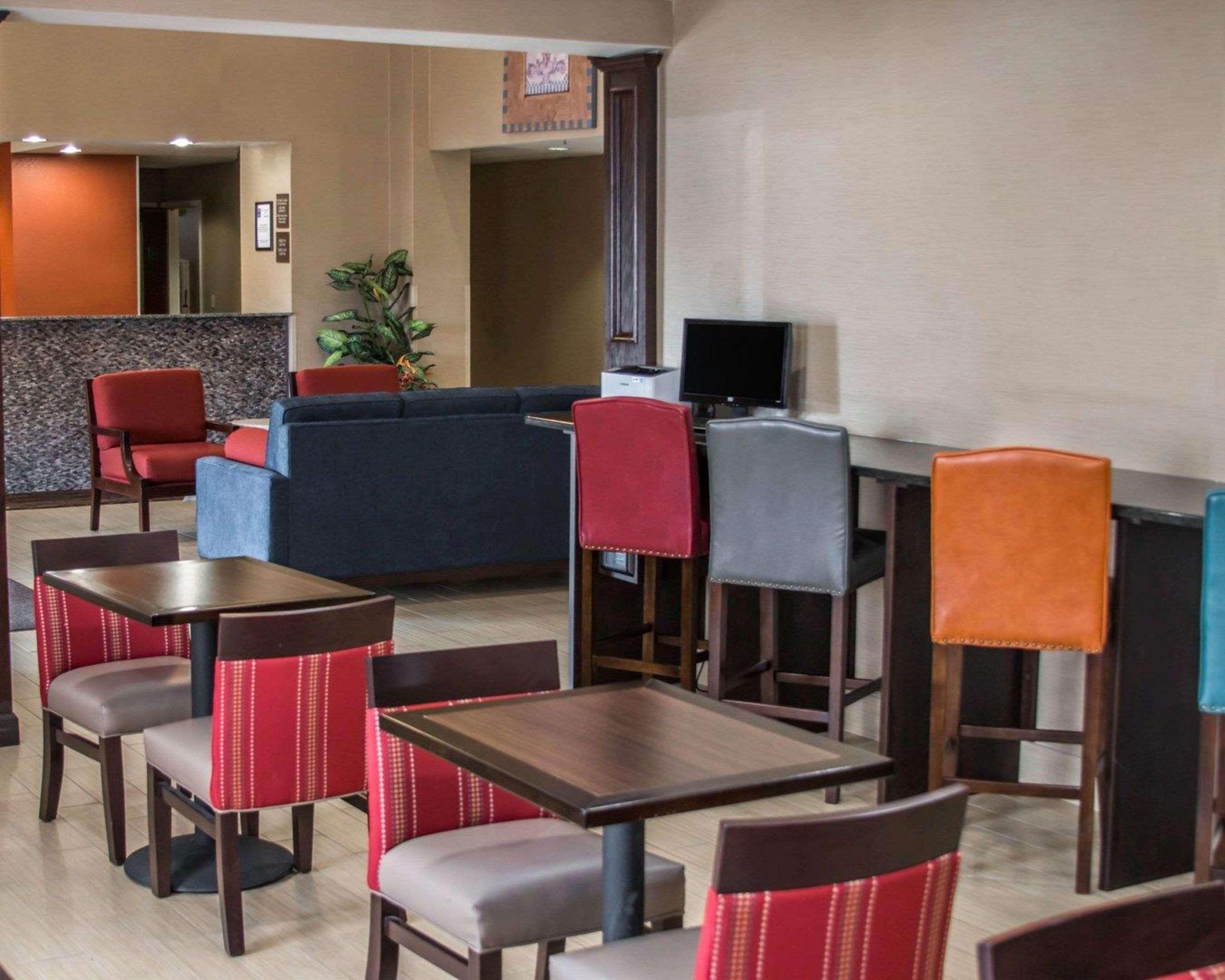 Comfort Inn Warren Extérieur photo