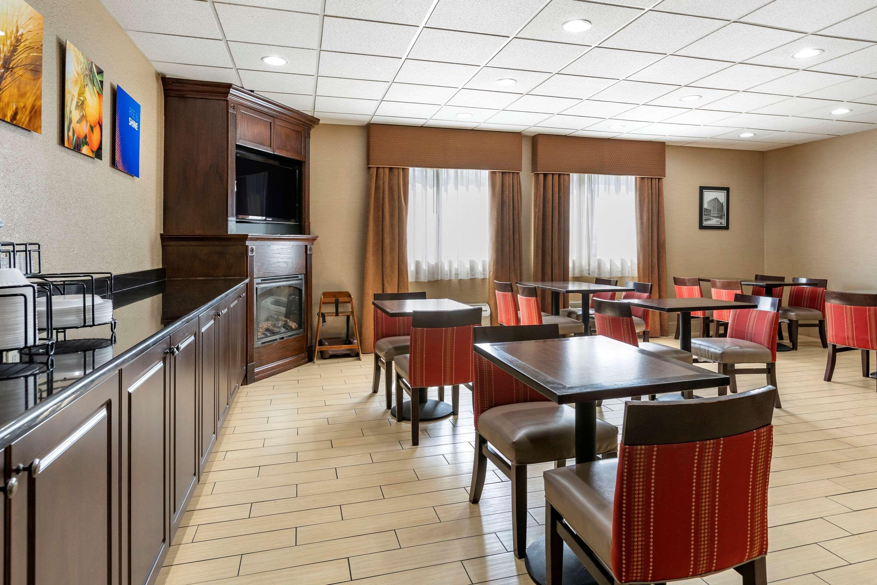 Comfort Inn Warren Extérieur photo